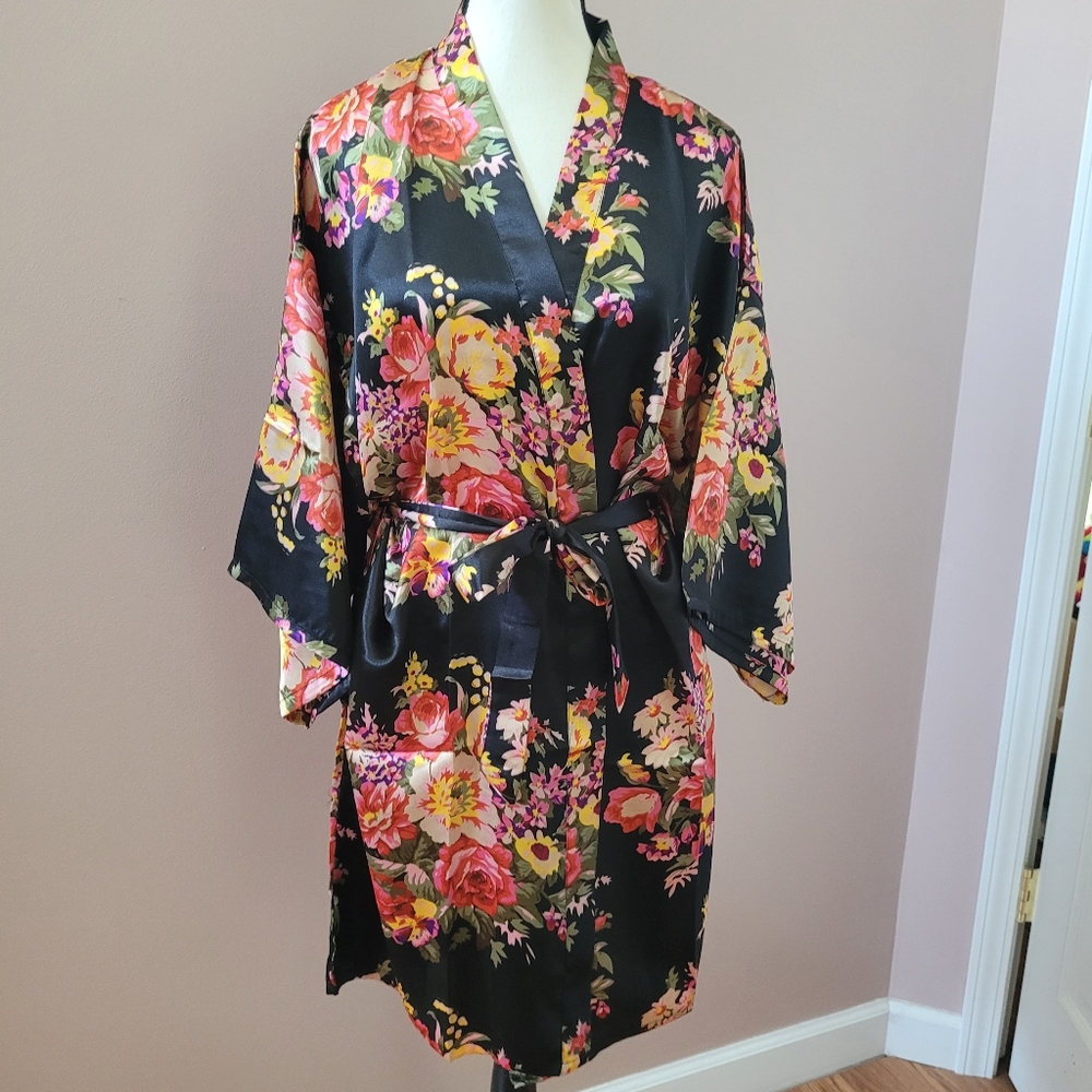 Event Bloosom Floral Lavish Robe